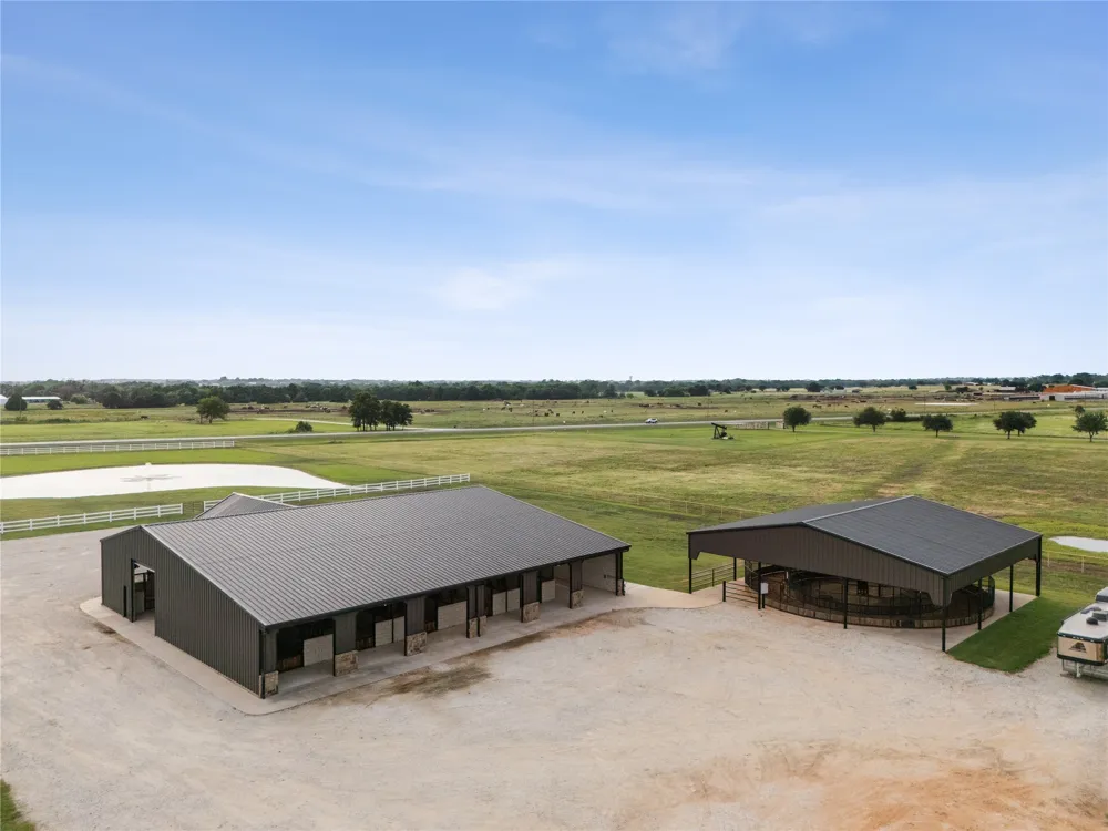 14714 US Highway 377 Whitesboro, TX 76273