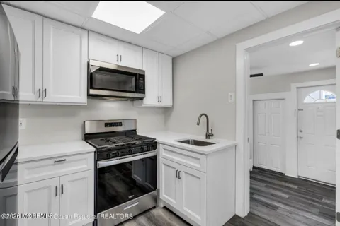 39 Sheridan Avenue #1