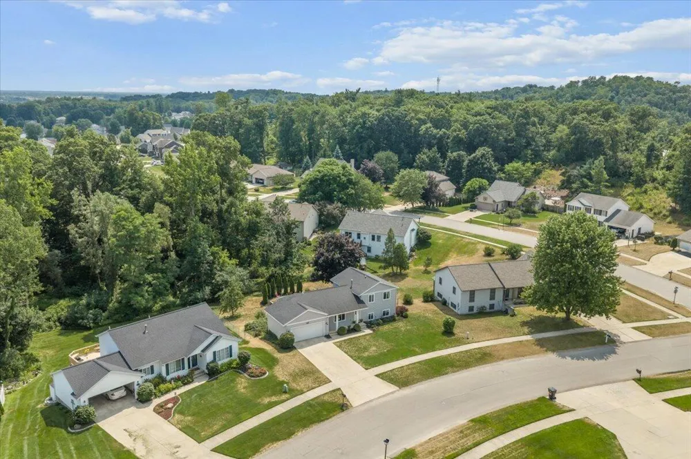 1338 Scott Creek Drive NE Plainfield Charter Township, MI 49306