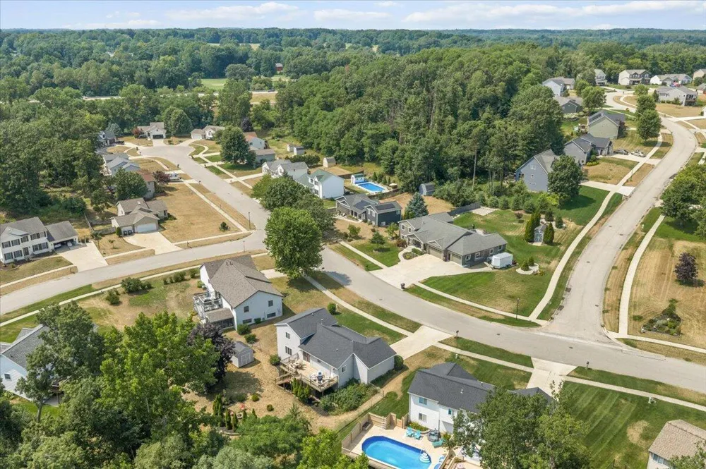 1338 Scott Creek Drive NE Plainfield Charter Township, MI 49306