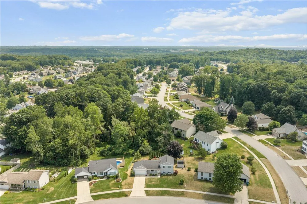 1338 Scott Creek Drive NE Plainfield Charter Township, MI 49306