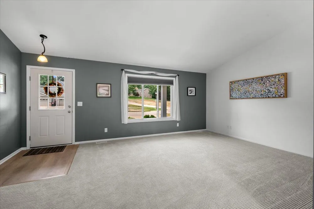 1338 Scott Creek Drive NE Plainfield Charter Township, MI 49306