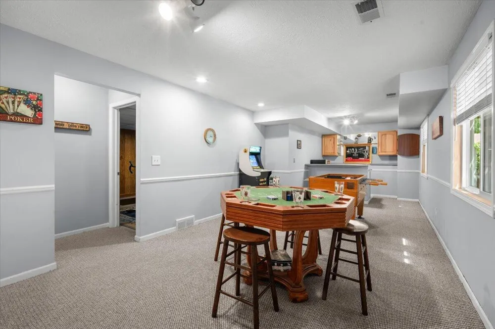 1338 Scott Creek Drive NE Plainfield Charter Township, MI 49306