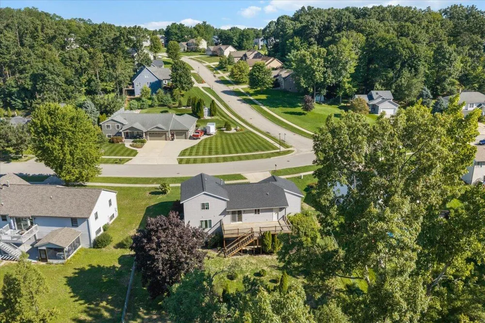 1338 Scott Creek Drive NE Plainfield Charter Township, MI 49306