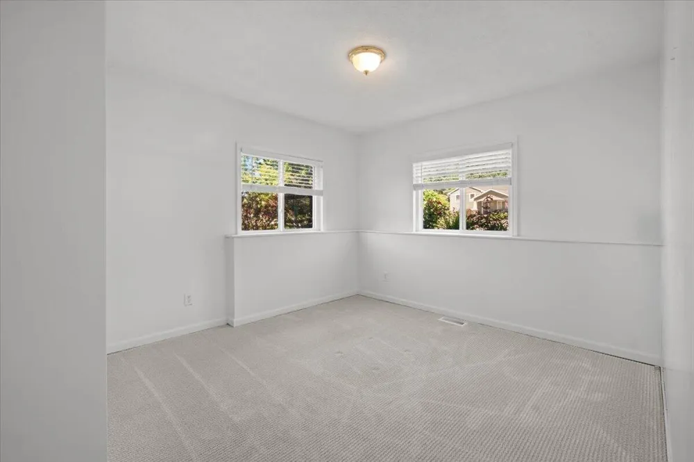 1338 Scott Creek Drive NE Plainfield Charter Township, MI 49306