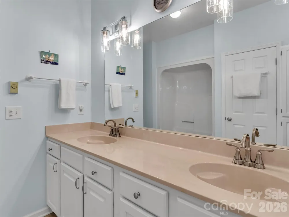 132 Aldersgate Road Waynesville, NC 28786