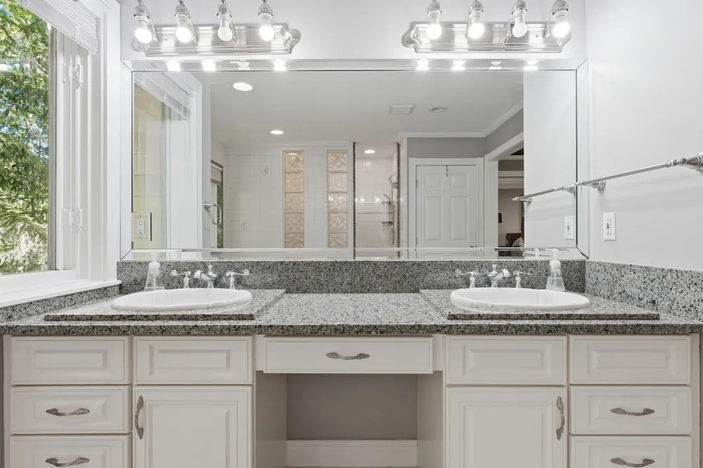 10481 S Monaco Way Elmwood Charter Township, MI 49684