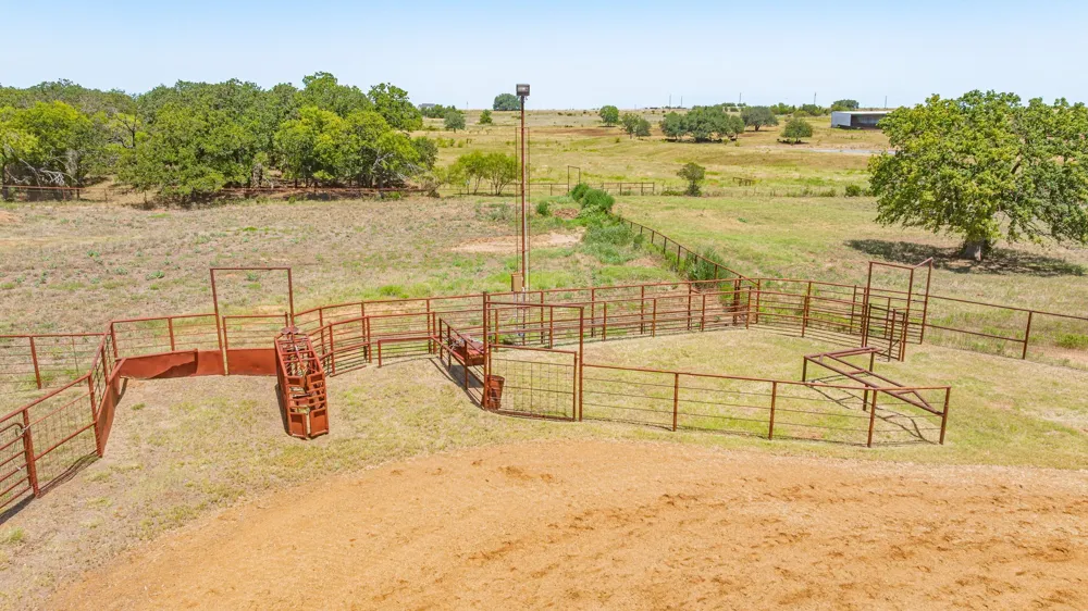 100 County Road 519 Stephenville, TX 76401
