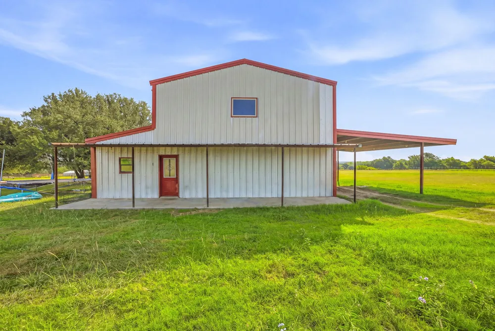 100 County Road 519 Stephenville, TX 76401