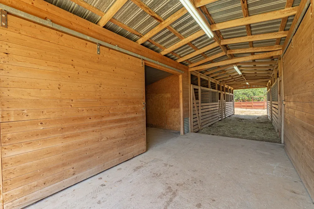 100 County Road 519 Stephenville, TX 76401