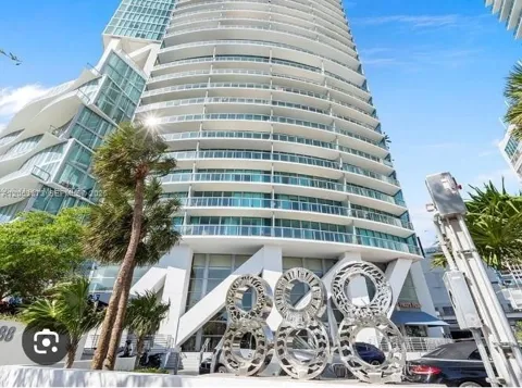 888 Biscayne Blvd #4009