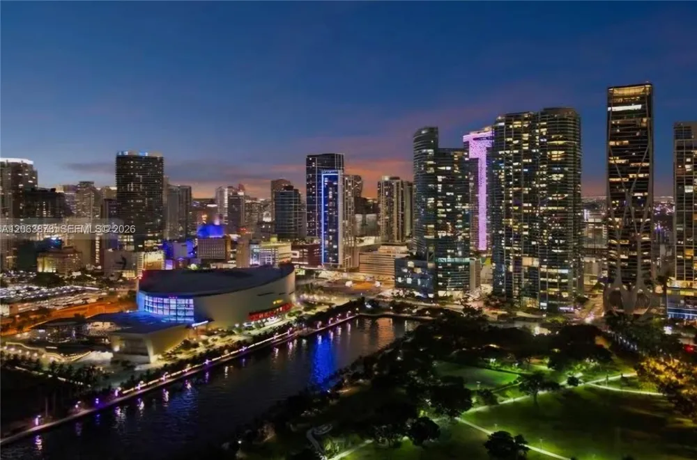 888 Biscayne Blvd #4009 Miami, FL 33132