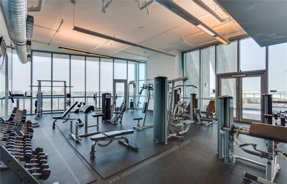 888 Biscayne Blvd #4009 Miami, FL 33132