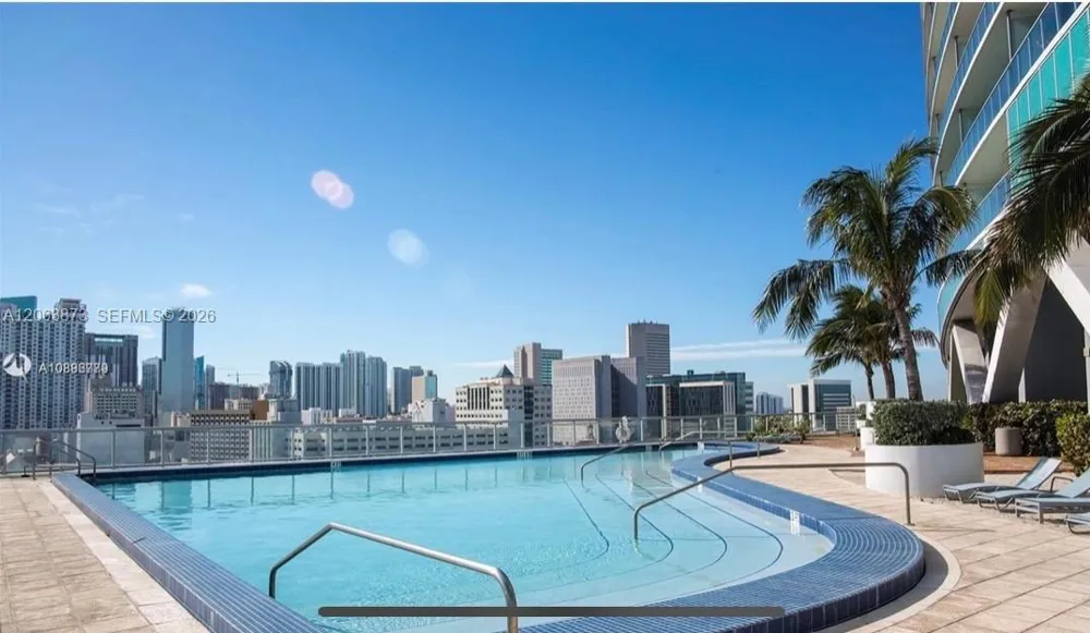 888 Biscayne Blvd #4009 Miami, FL 33132