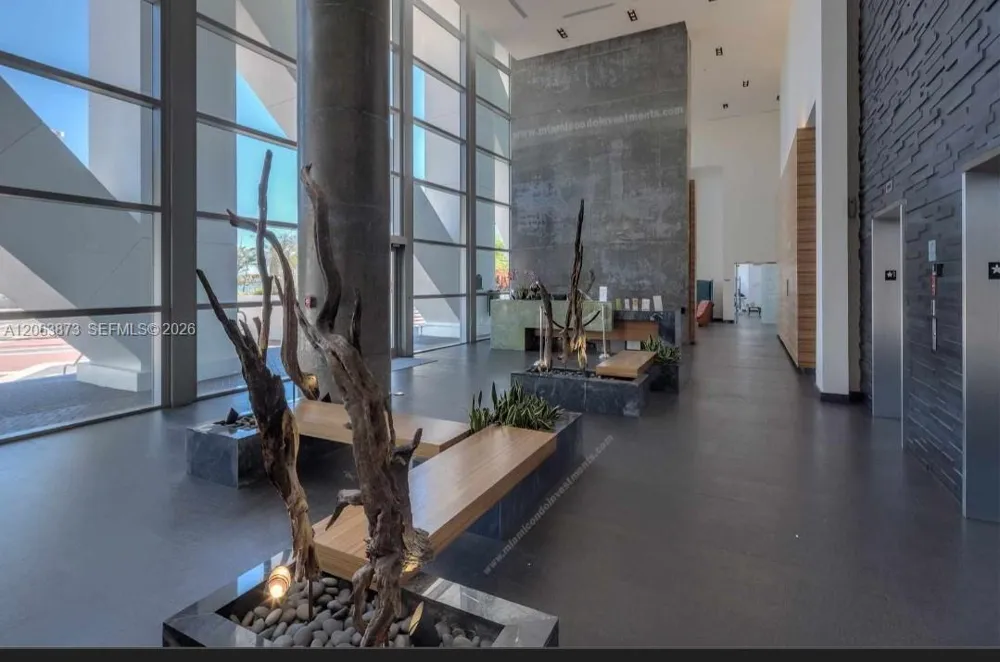 888 Biscayne Blvd #4009 Miami, FL 33132