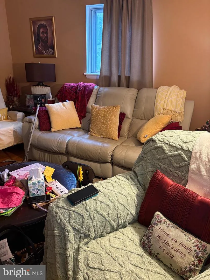 5935 HARFORD AVENUE Baltimore, MD 21207