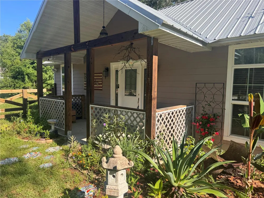 103 GROVE STREET Melrose, FL 32666