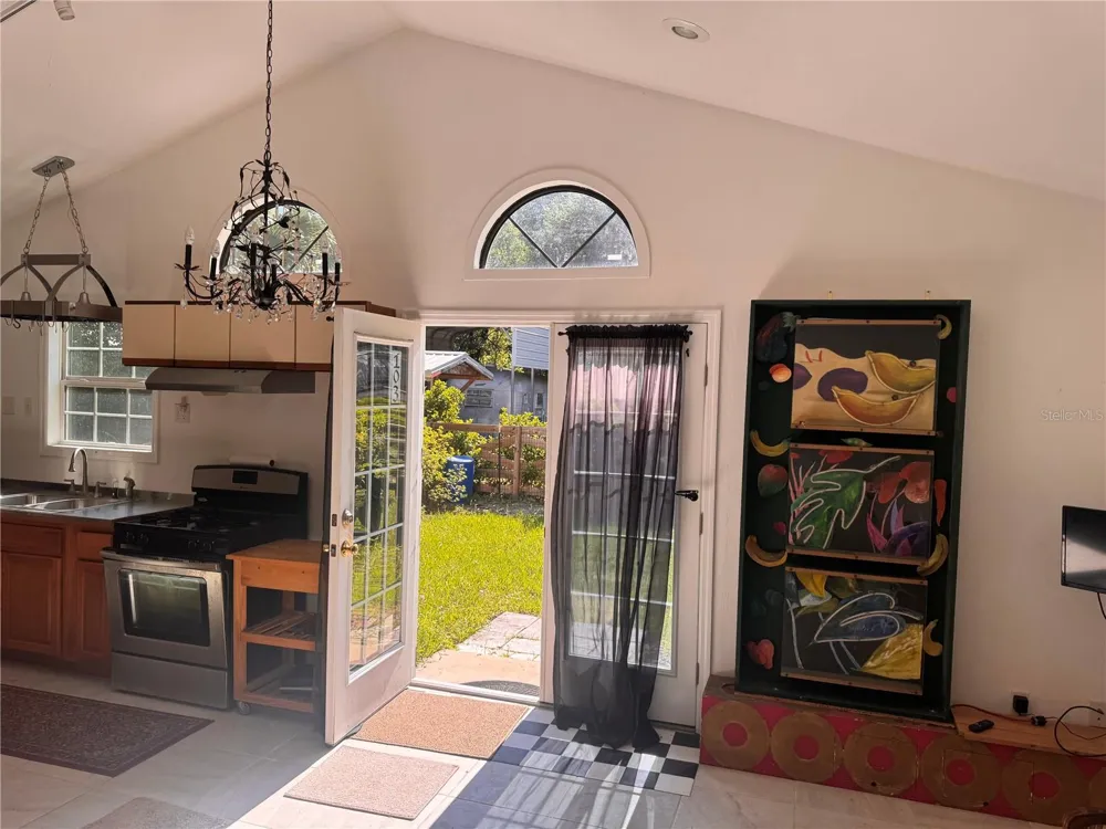 103 GROVE STREET Melrose, FL 32666