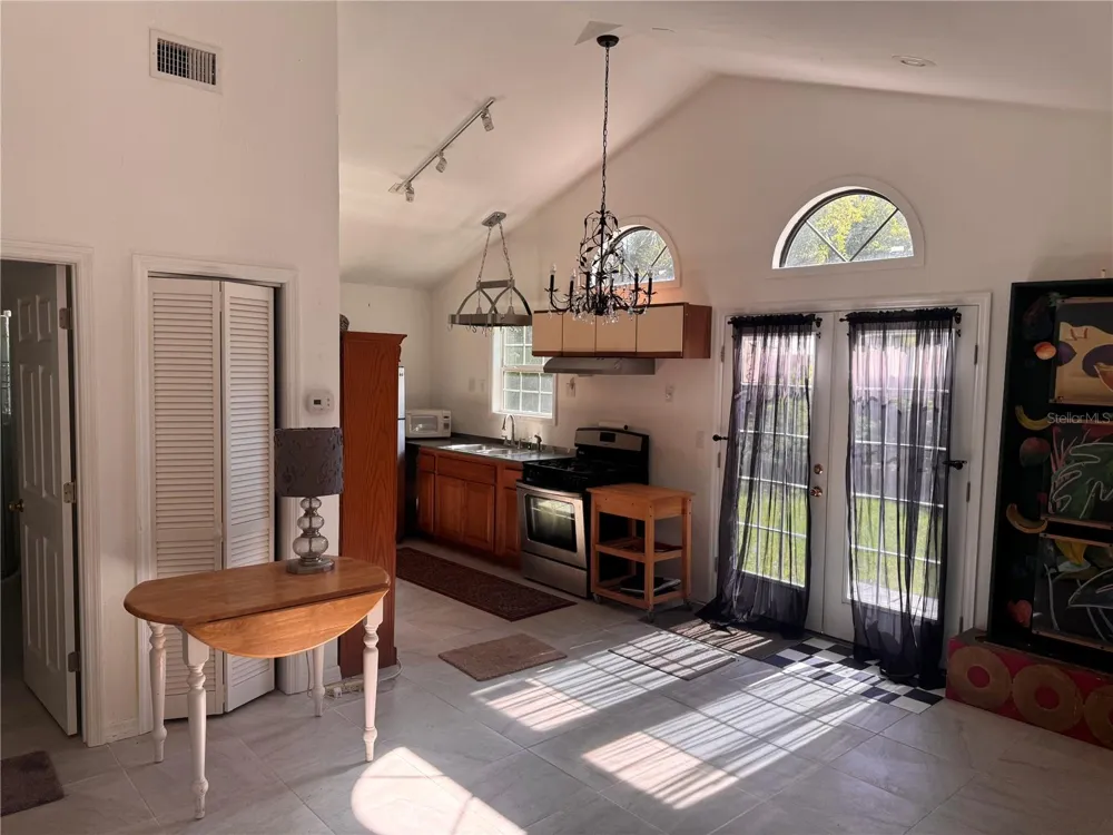 103 GROVE STREET Melrose, FL 32666