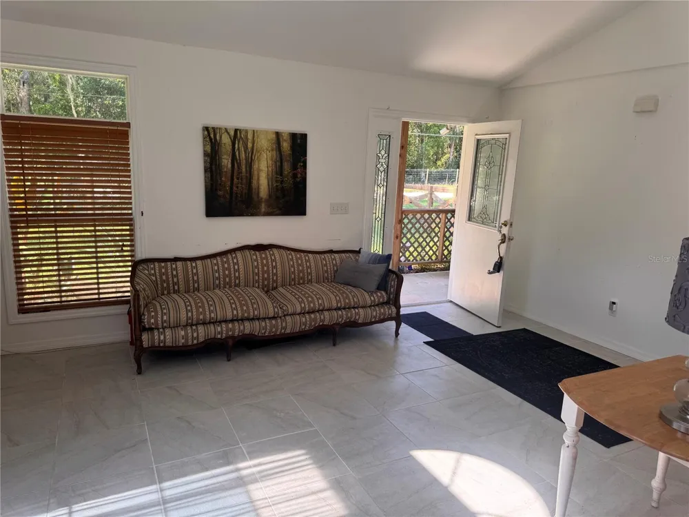 103 GROVE STREET Melrose, FL 32666