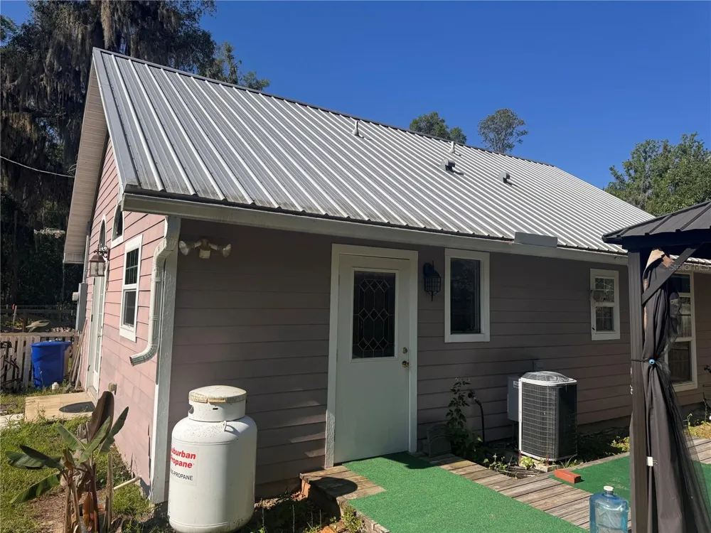103 GROVE STREET Melrose, FL 32666