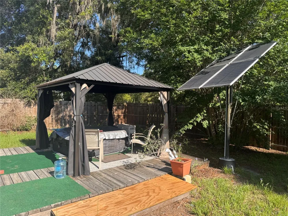 103 GROVE STREET Melrose, FL 32666