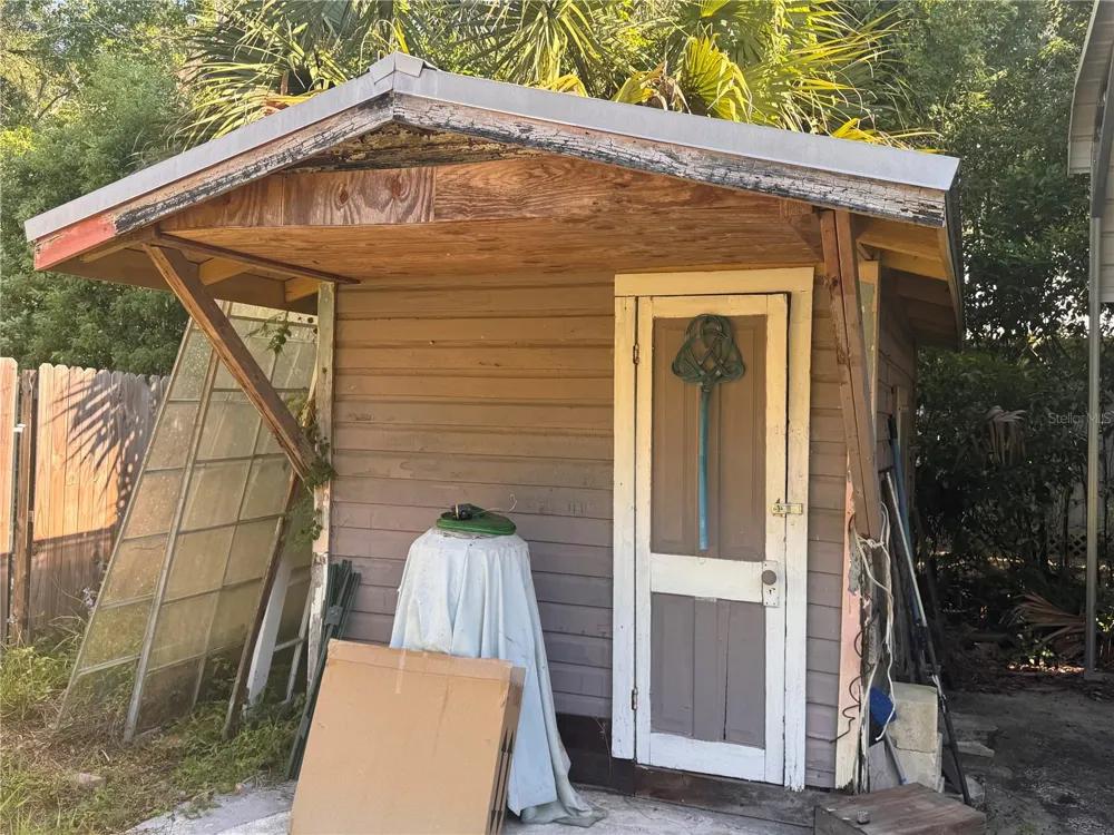 103 GROVE STREET Melrose, FL 32666