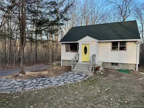 7 Fern Trail