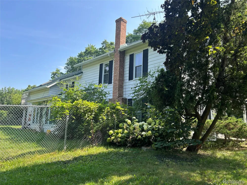 1285 Grange Hall Road Holly Township, MI 48430