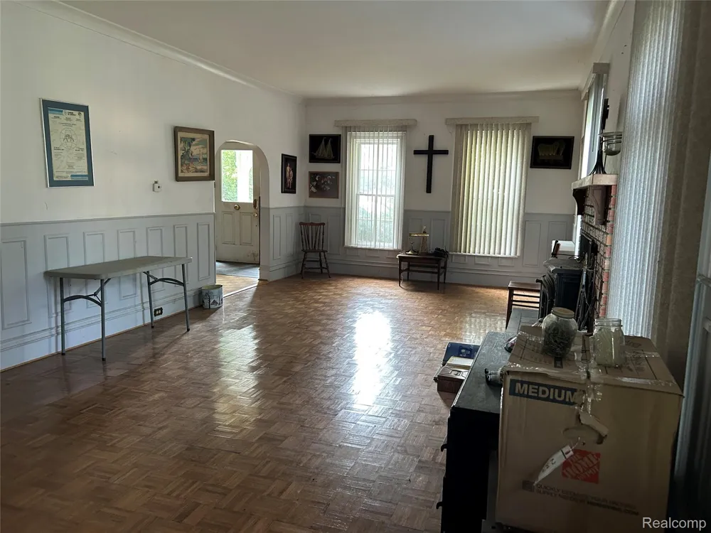 1285 Grange Hall Road Holly Township, MI 48430