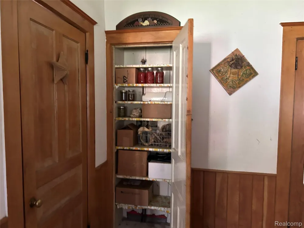 1285 Grange Hall Road Holly Township, MI 48430