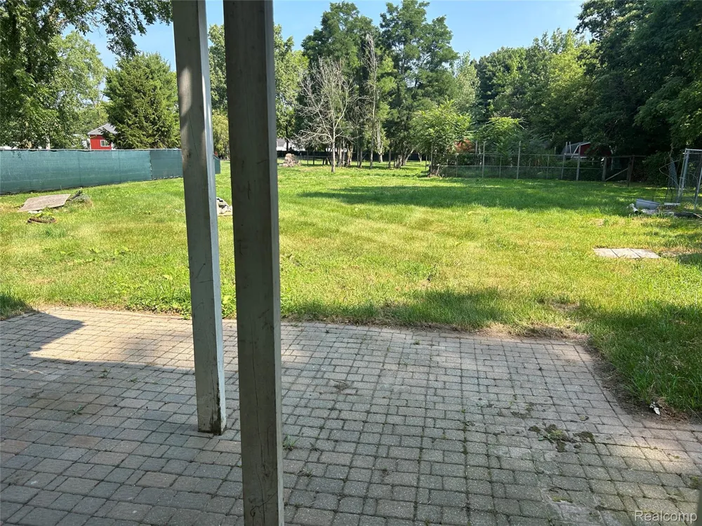 1285 Grange Hall Road Holly Township, MI 48430