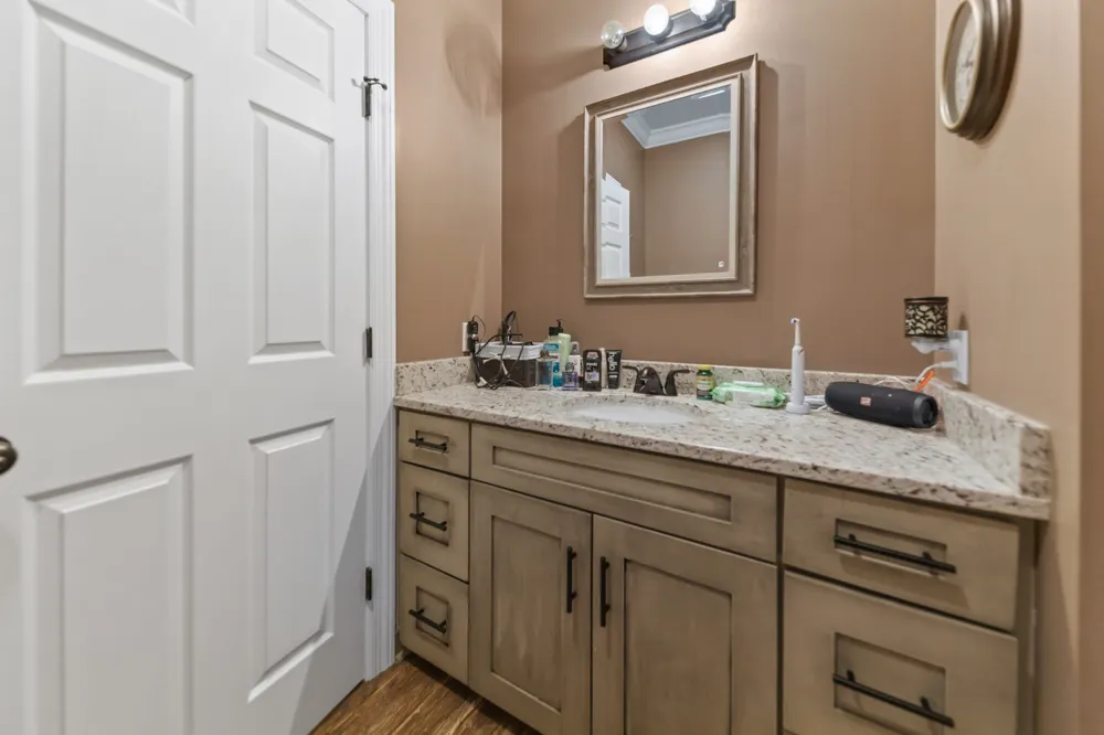 1953 Franklin Pike Lewisburg, TN 37091