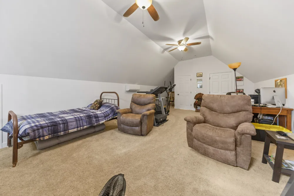 1953 Franklin Pike Lewisburg, TN 37091