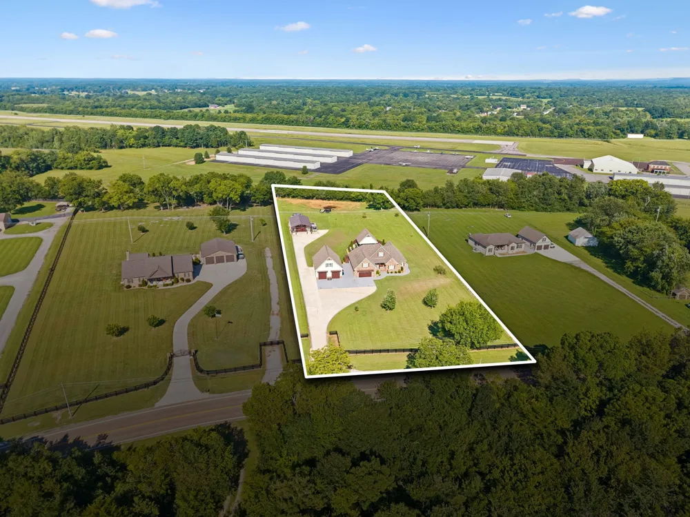 1953 Franklin Pike Lewisburg, TN 37091