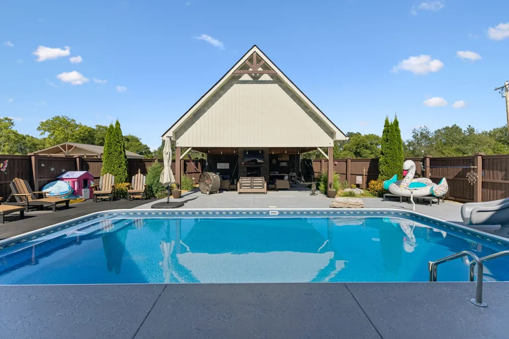 1953 Franklin Pike Lewisburg, TN 37091