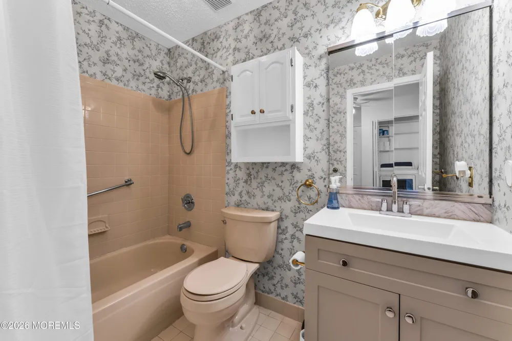 4 Brant Drive Brick, NJ 08724