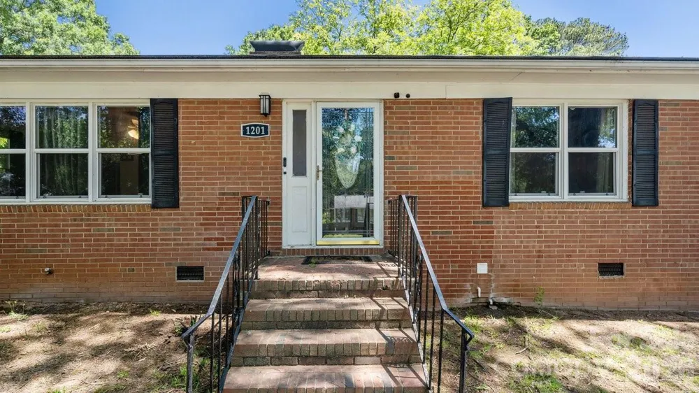 1201 Memory Lane Monroe, NC 28112