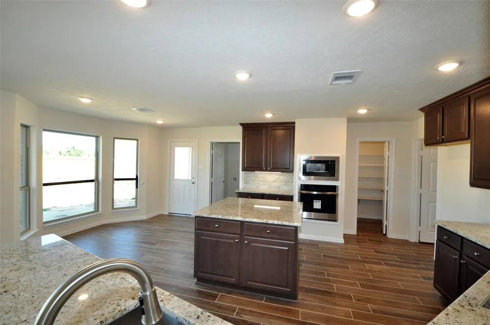 3805 Verde River Road League City, TX 77539