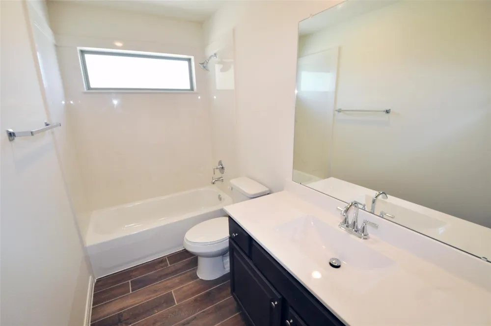 3805 Verde River Road League City, TX 77539