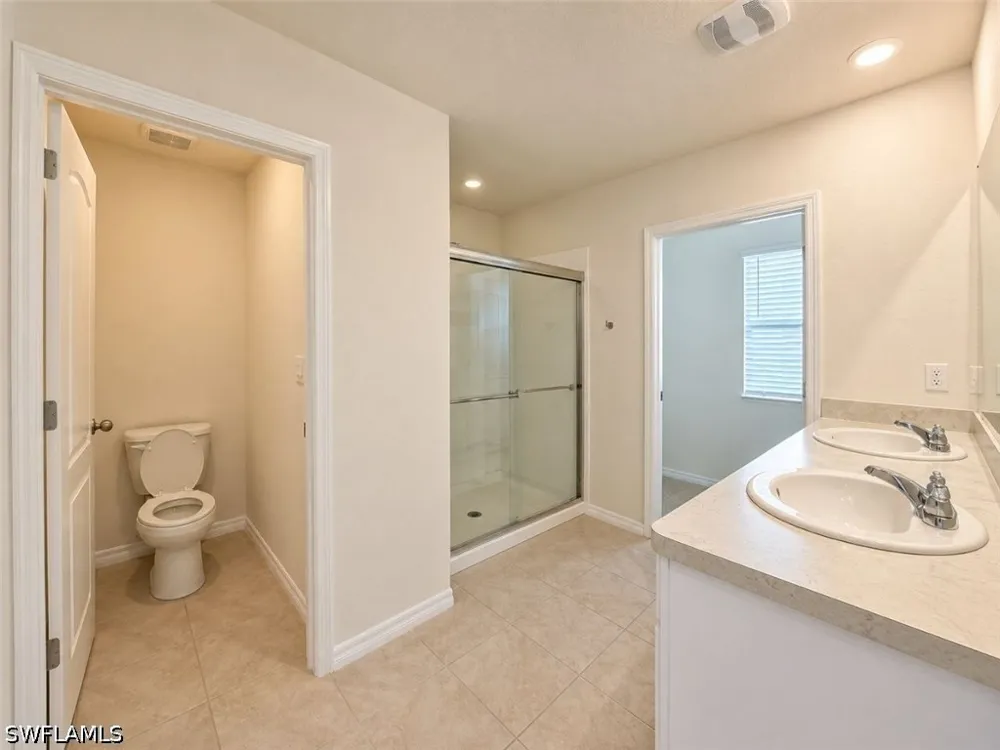 DUMONT LANE Tavares, FL 32778