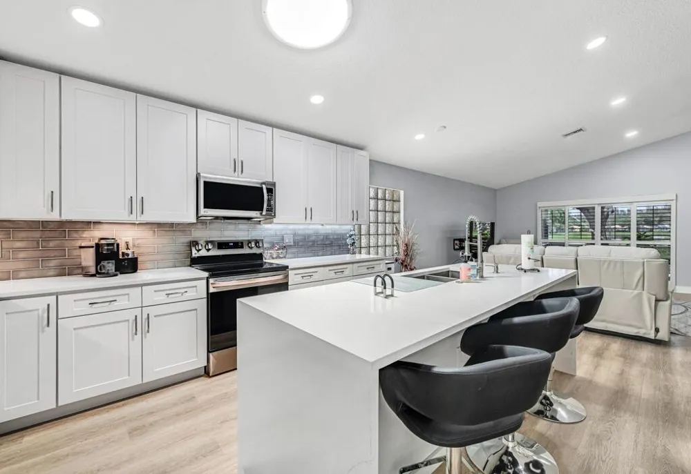 8184 Florenza Drive Boynton Beach, FL 33472