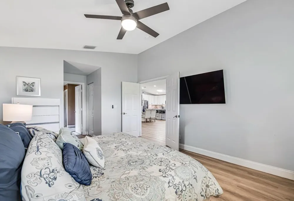 8184 Florenza Drive Boynton Beach, FL 33472