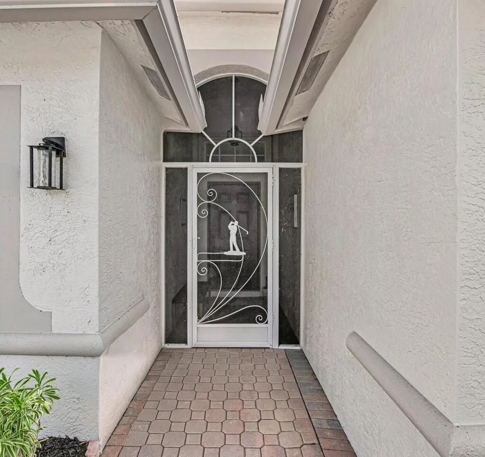8184 Florenza Drive Boynton Beach, FL 33472
