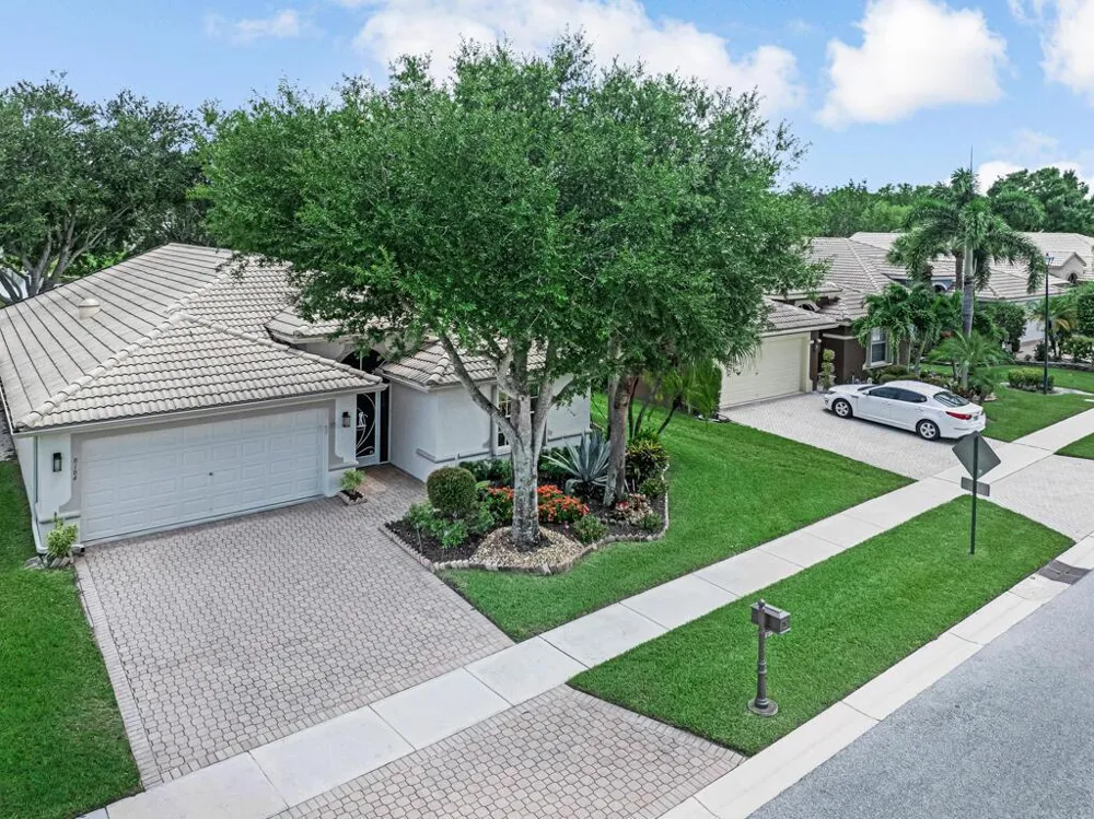 8184 Florenza Drive Boynton Beach, FL 33472