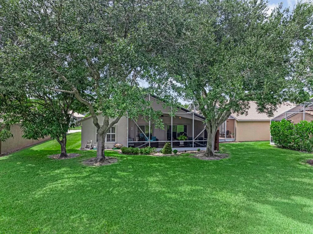8184 Florenza Drive Boynton Beach, FL 33472