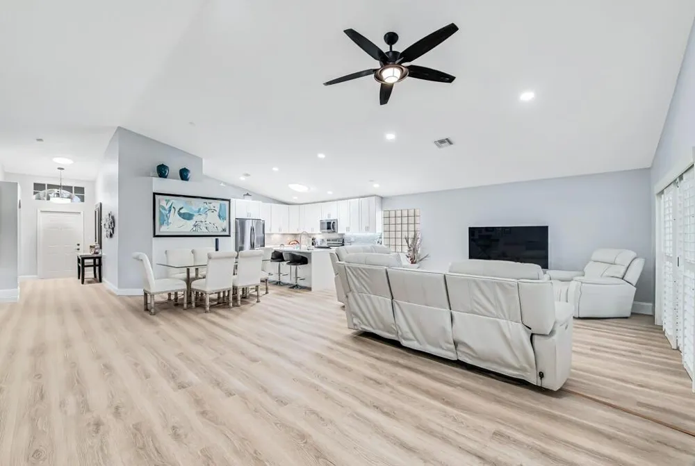 8184 Florenza Drive Boynton Beach, FL 33472