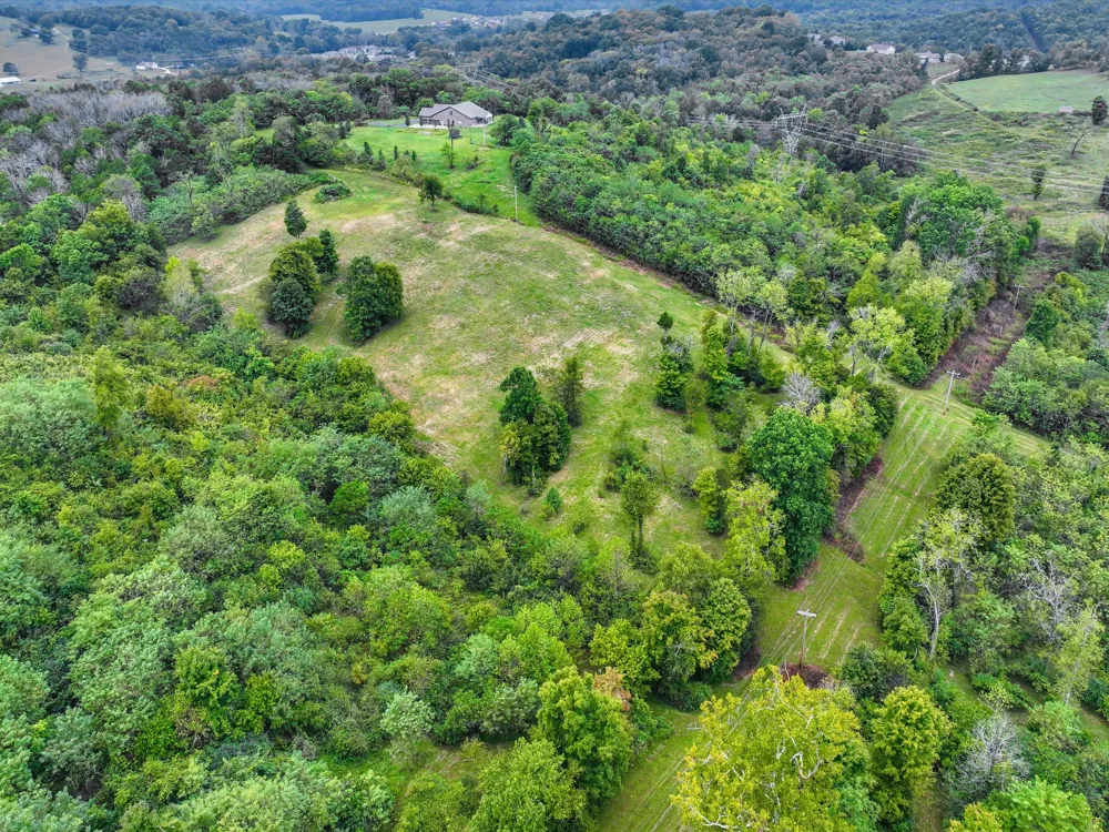 1384 Cliff Amos Rd Spring Hill, TN 37174