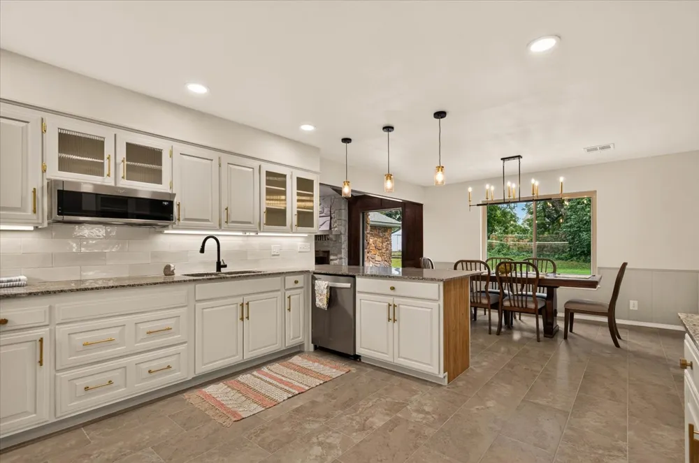 2417 Georgetown Drive Bartlesville, OK 74006