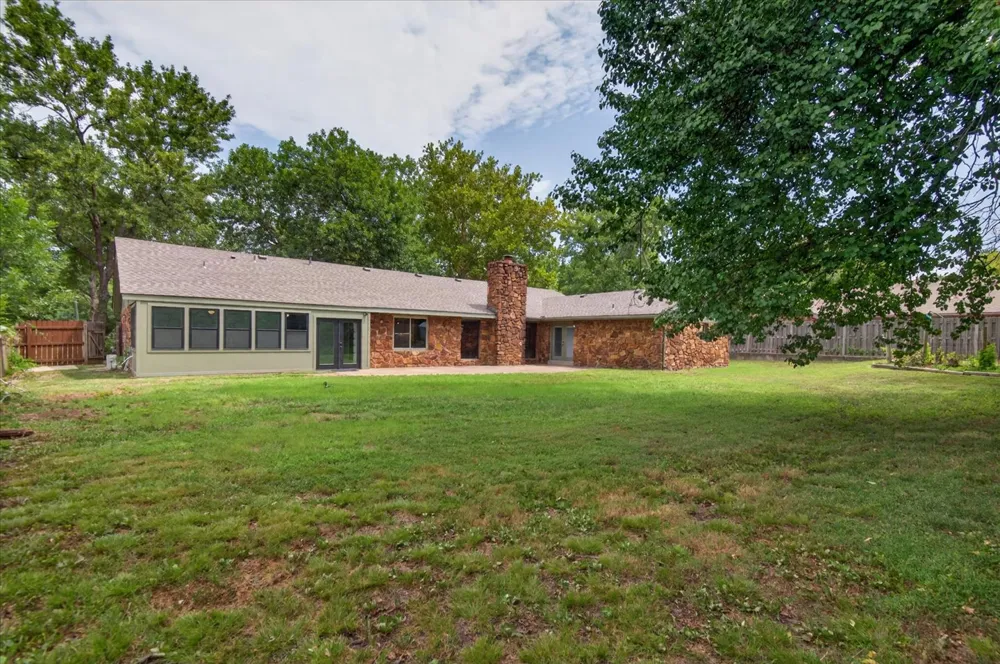 2417 Georgetown Drive Bartlesville, OK 74006